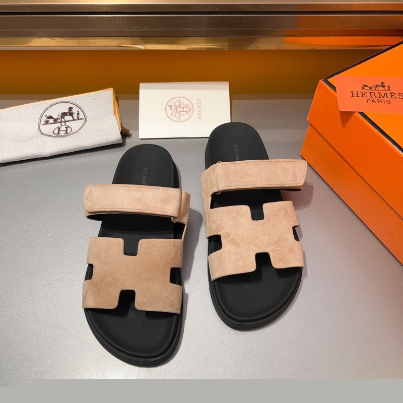 H**mes sandals